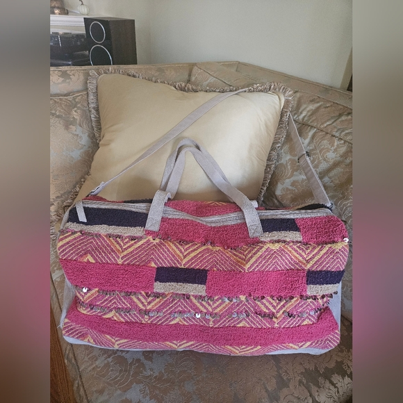 NWOT Free People First Class Embellished Weekender in Primrose Garden Duffel Bag - Picture 3 of 17